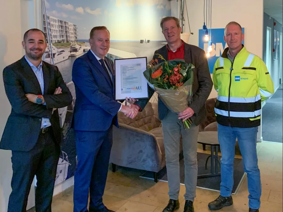 Overhandiging certificaat SGS